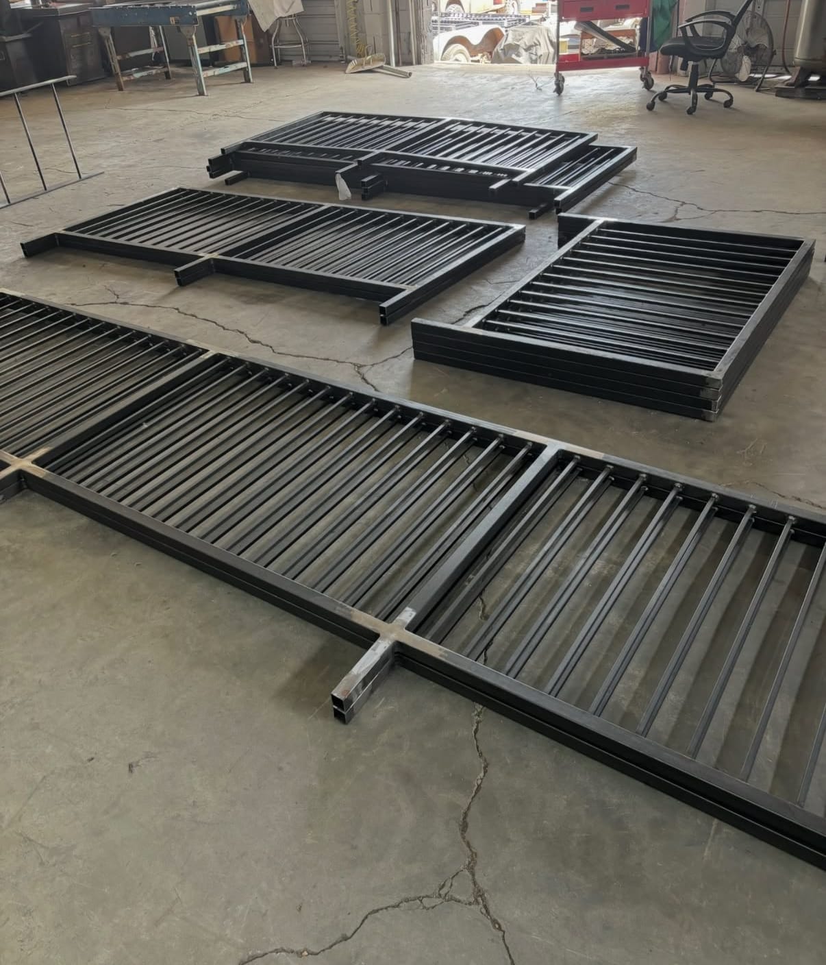 Powder-coated fence & gate panels · shop floor